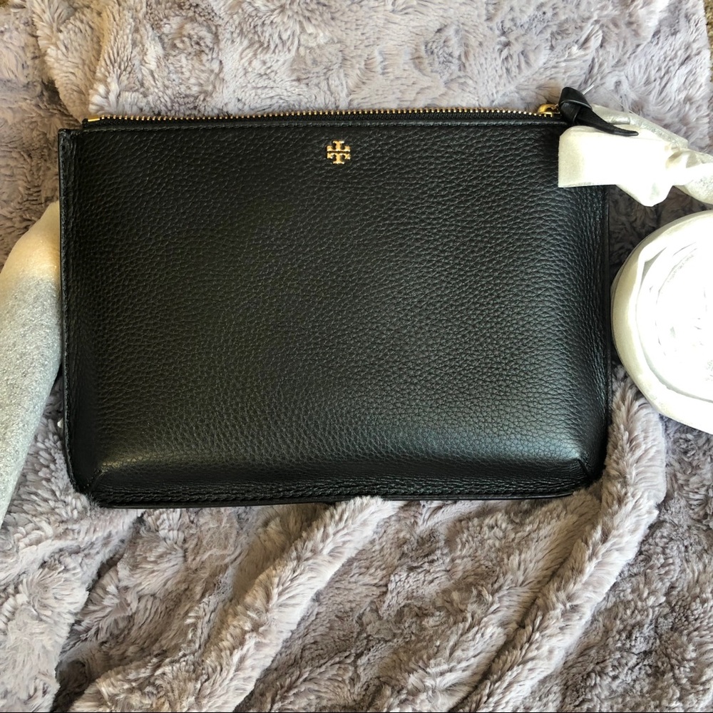 SALE🥳Tory Burch black leather tassel crossbody - Picture 3 of 8